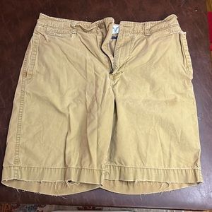 Mens AEO distressed khaki shorts - 34